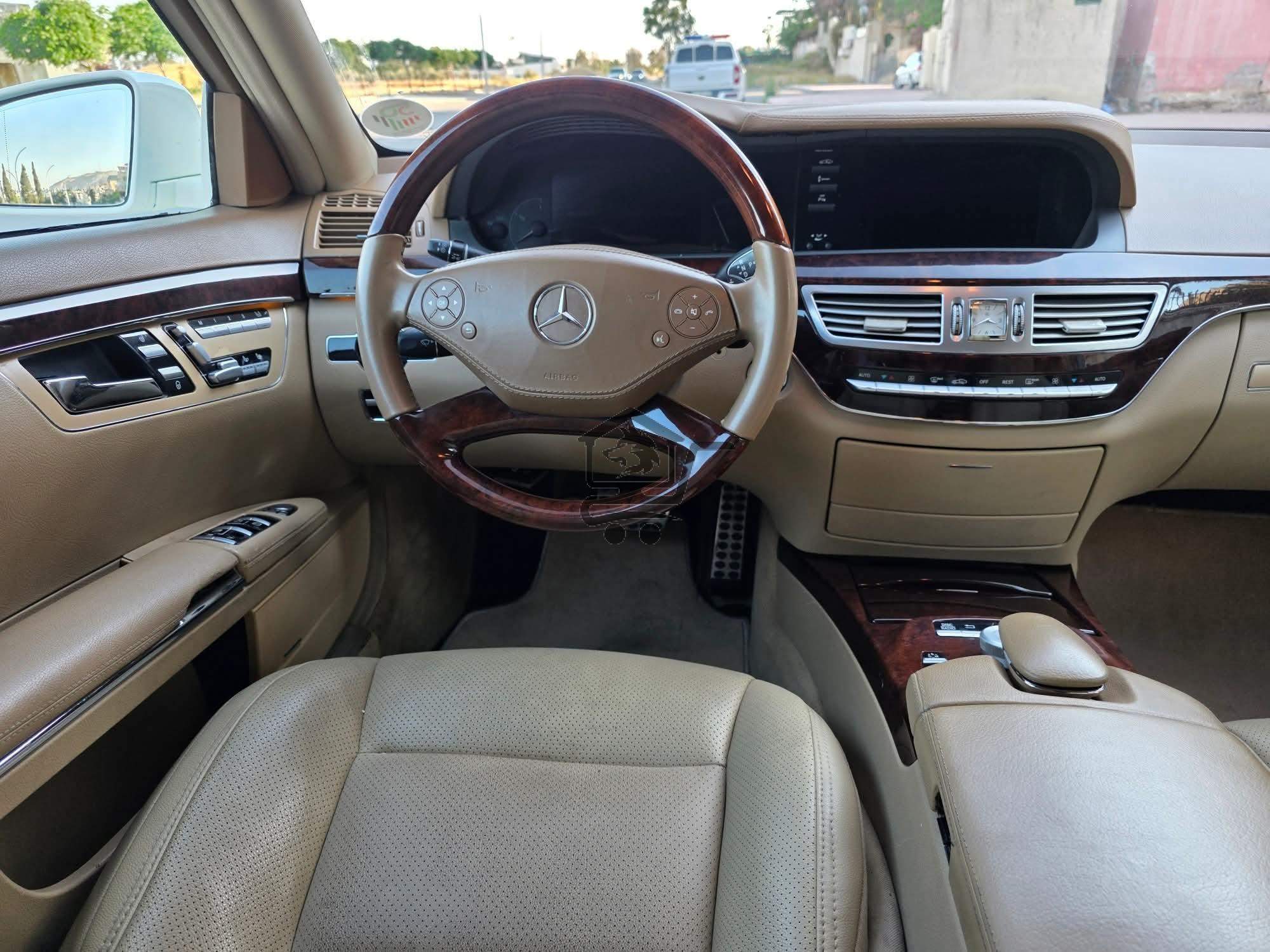 Mercedes Benz S350 - الصورة 6