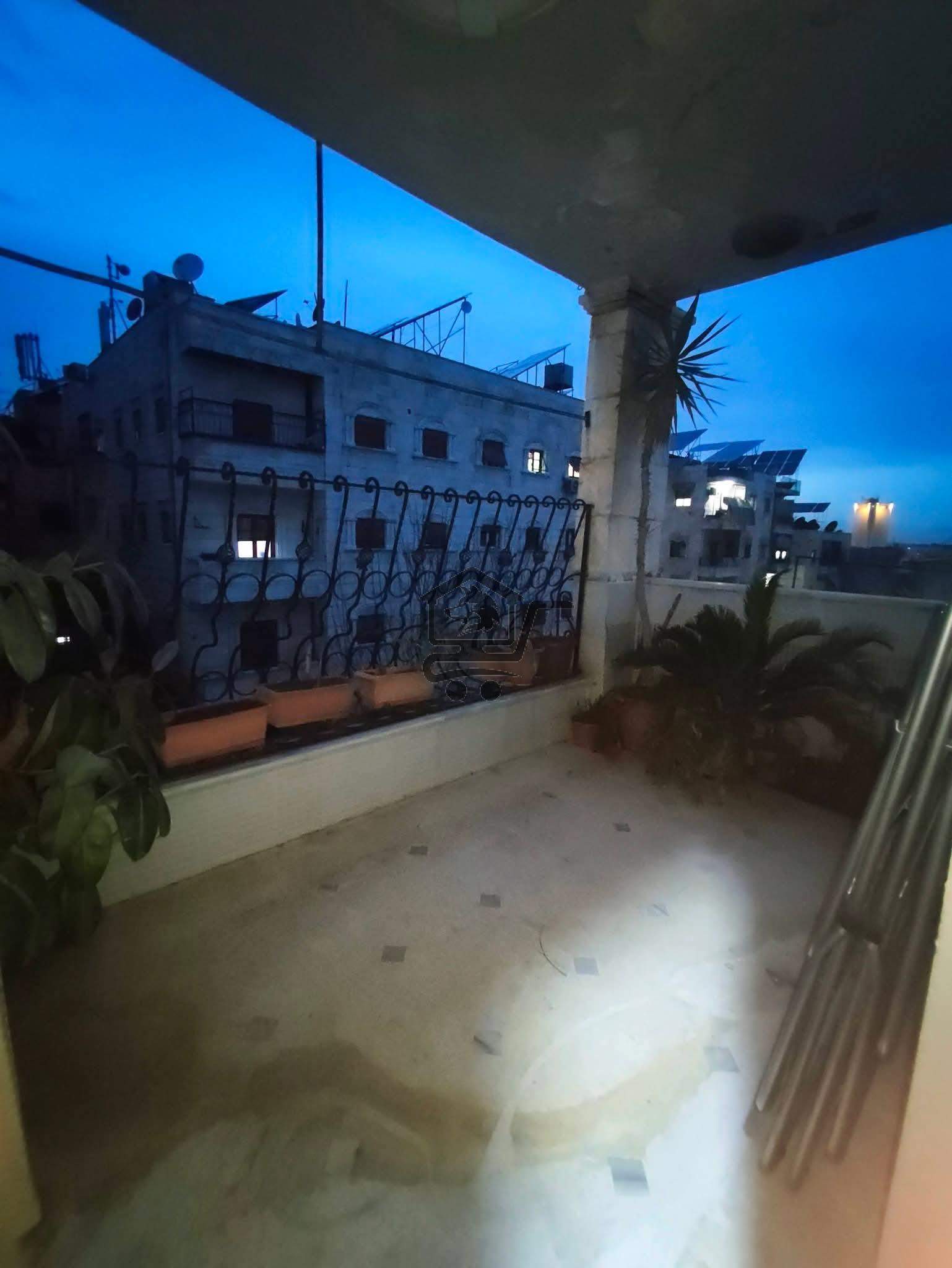 شقة في حي الإذاعة - الصورة 3