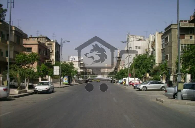 شقة في وسط المدينة وبسعر لقطة