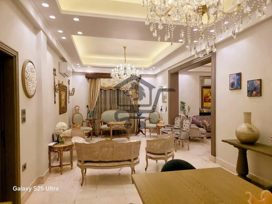 شقة ملكية مع فرش كامل - الصورة 2