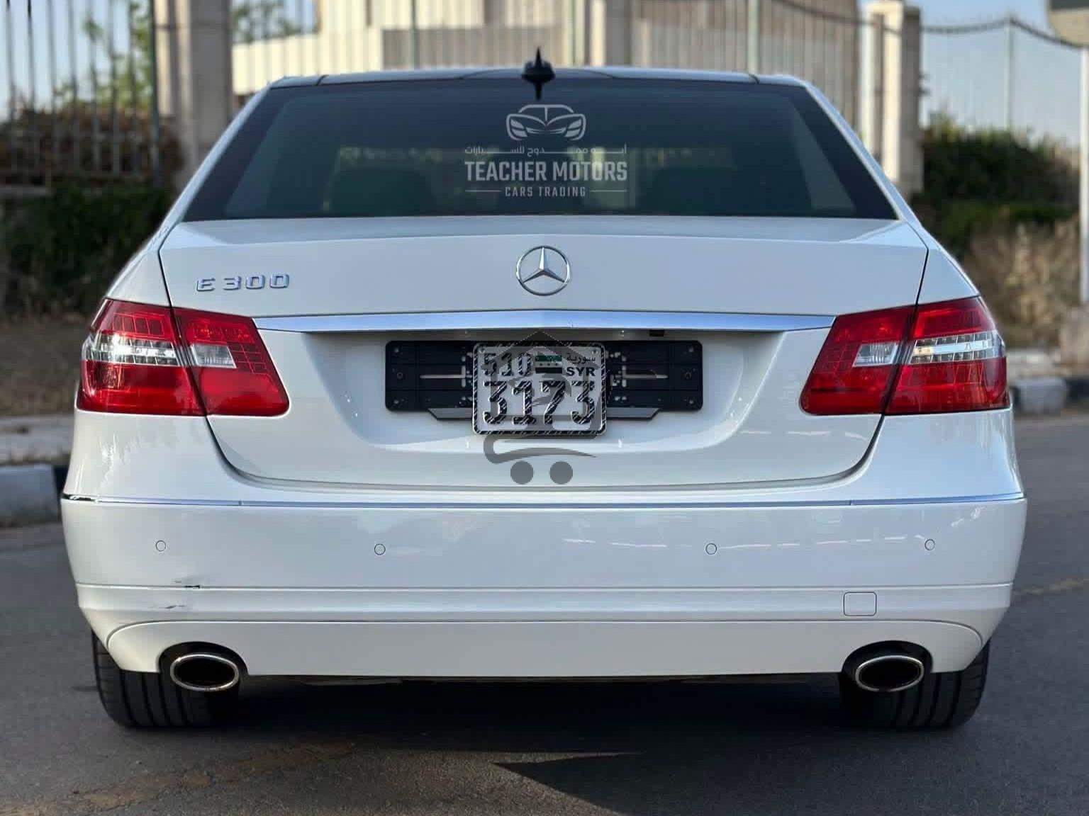 Mercedes E300 2013 - الصورة 4