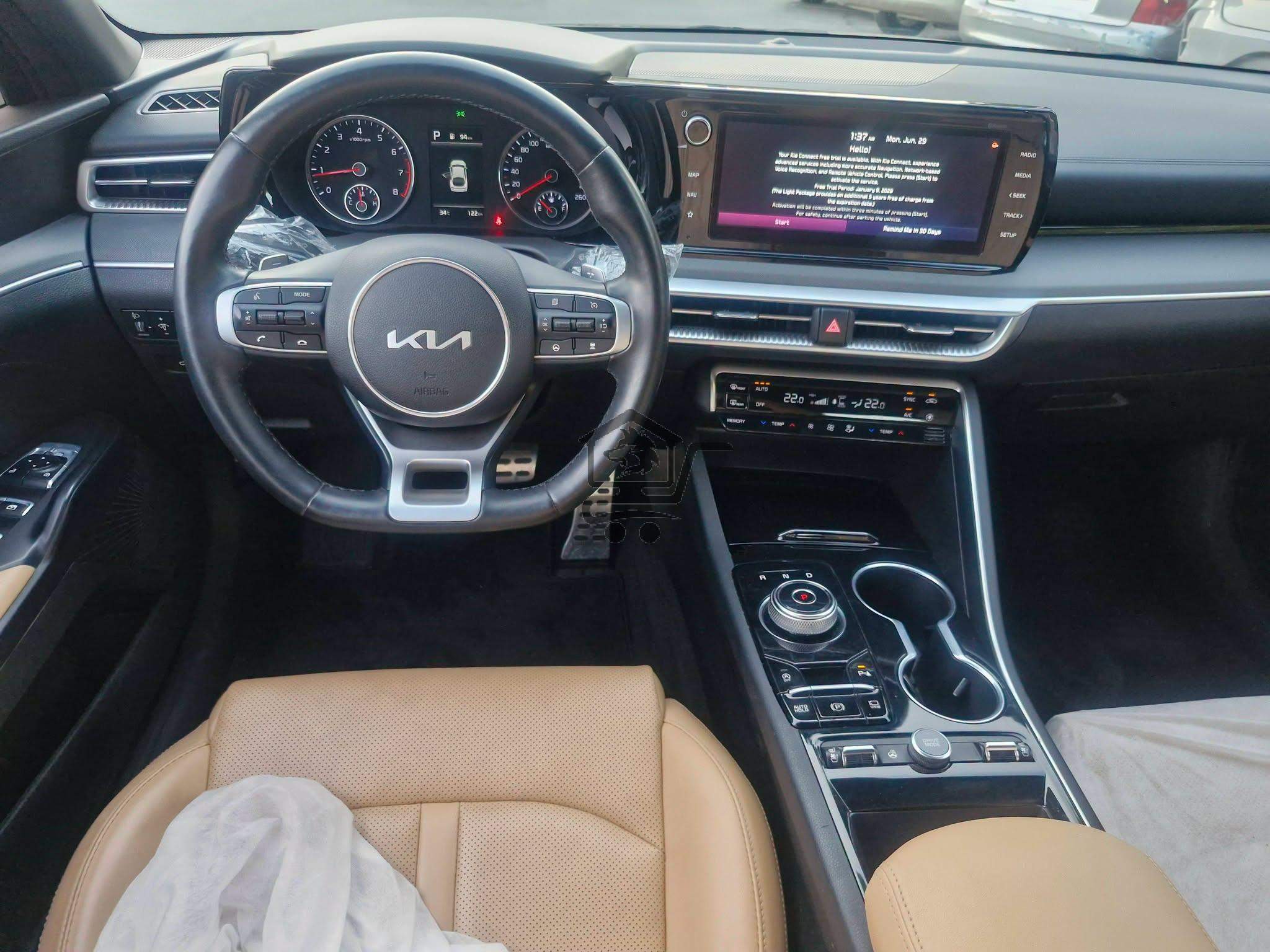 Kia K5 2023 - الصورة 7