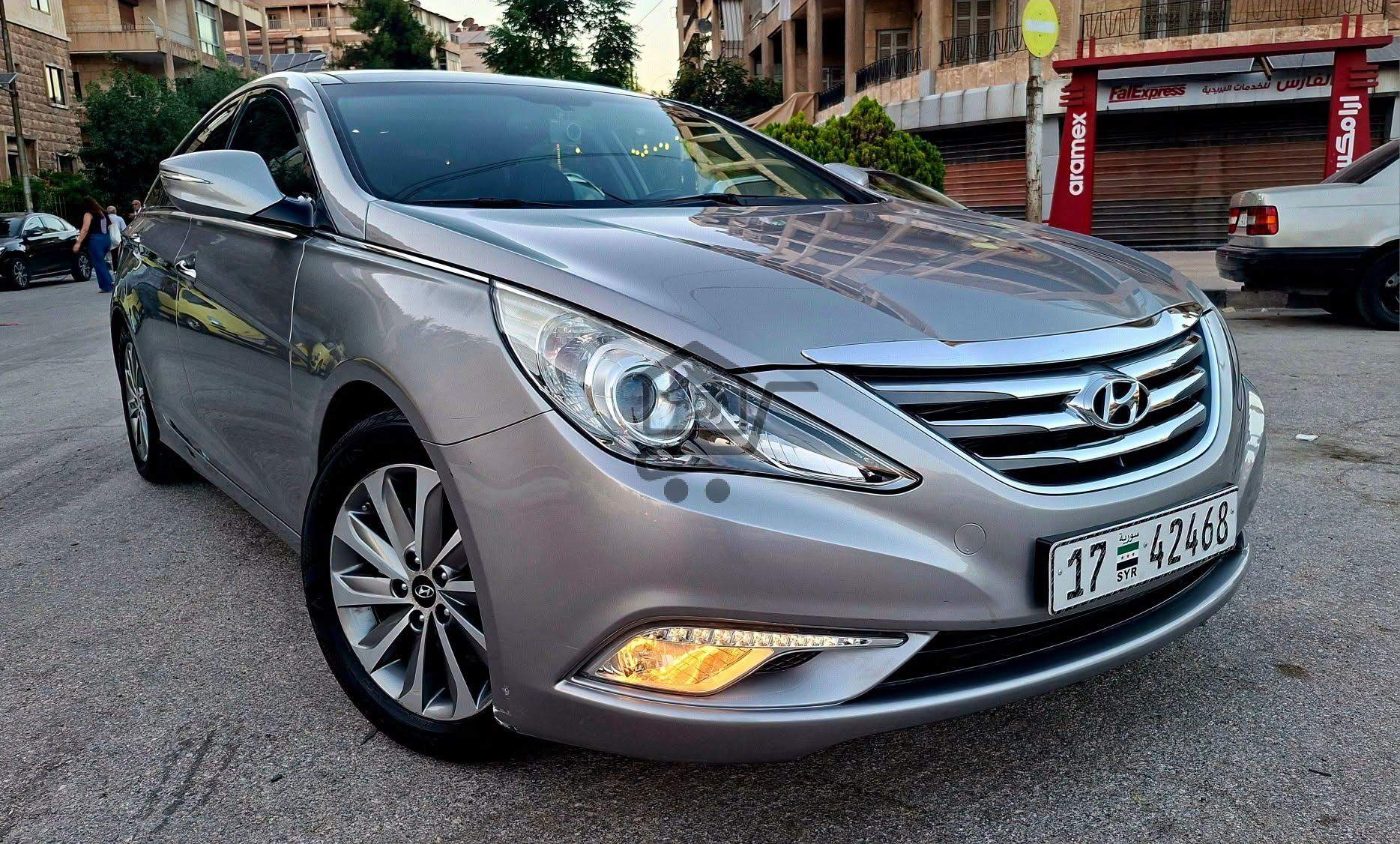 Hyundai Sonata 2013 - الصورة 1