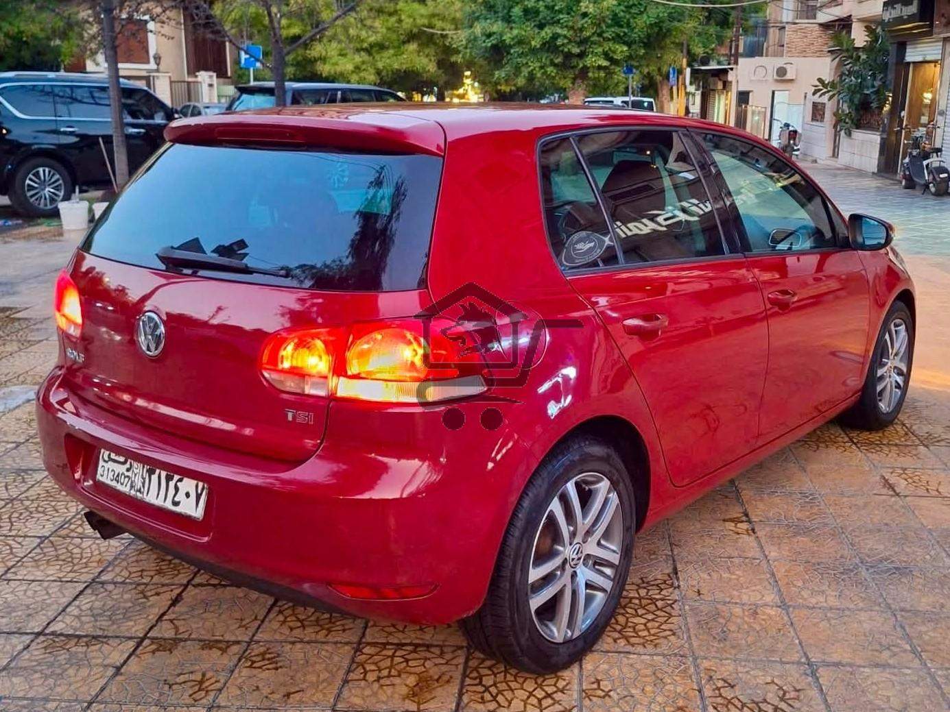 Volkswagen GOLF 2010 - الصورة 2