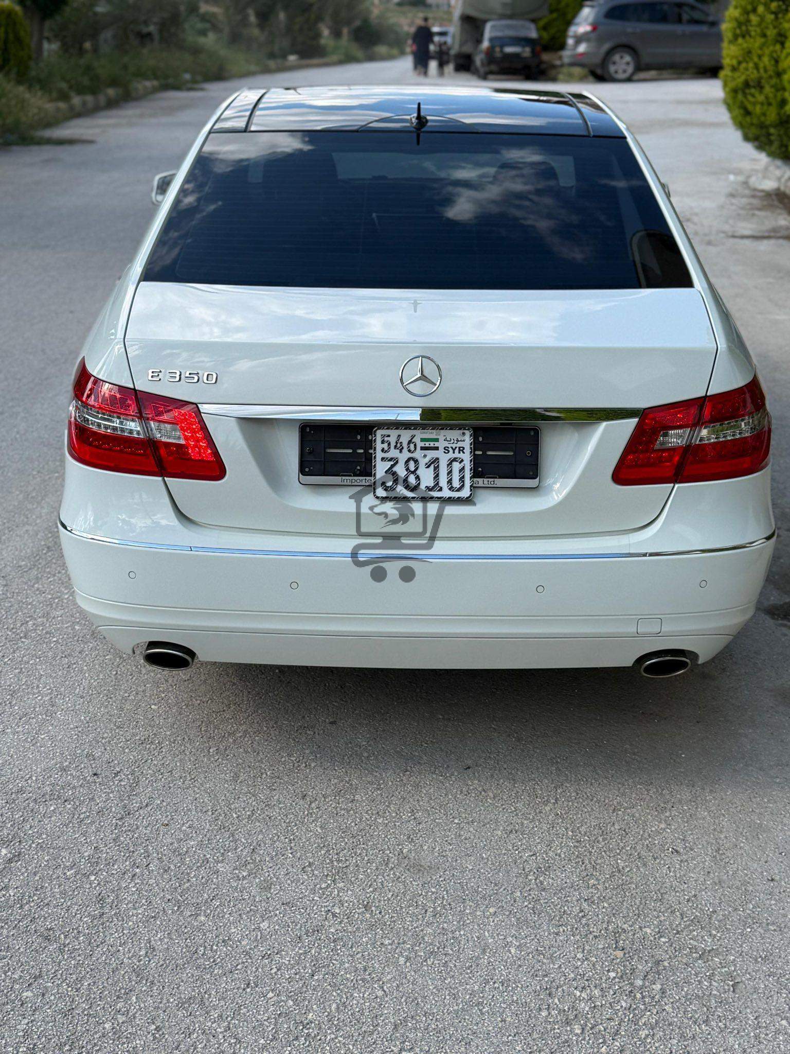 Mercedes-Benz E350 2011 - الصورة 6