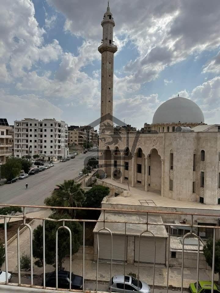 منزل في شارع النيل - الصورة 2
