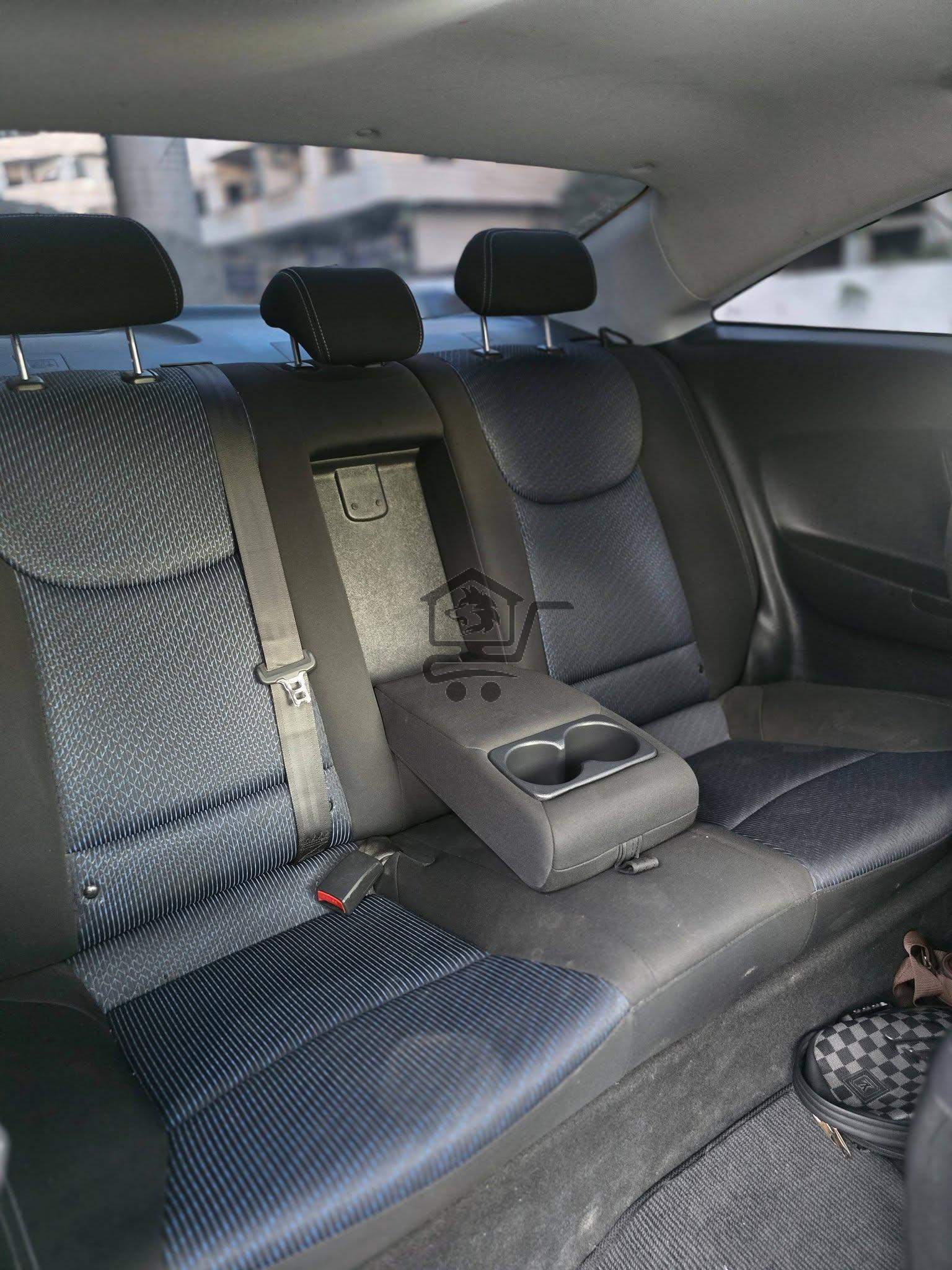 Hyundai Avante Copue 2014 - الصورة 9