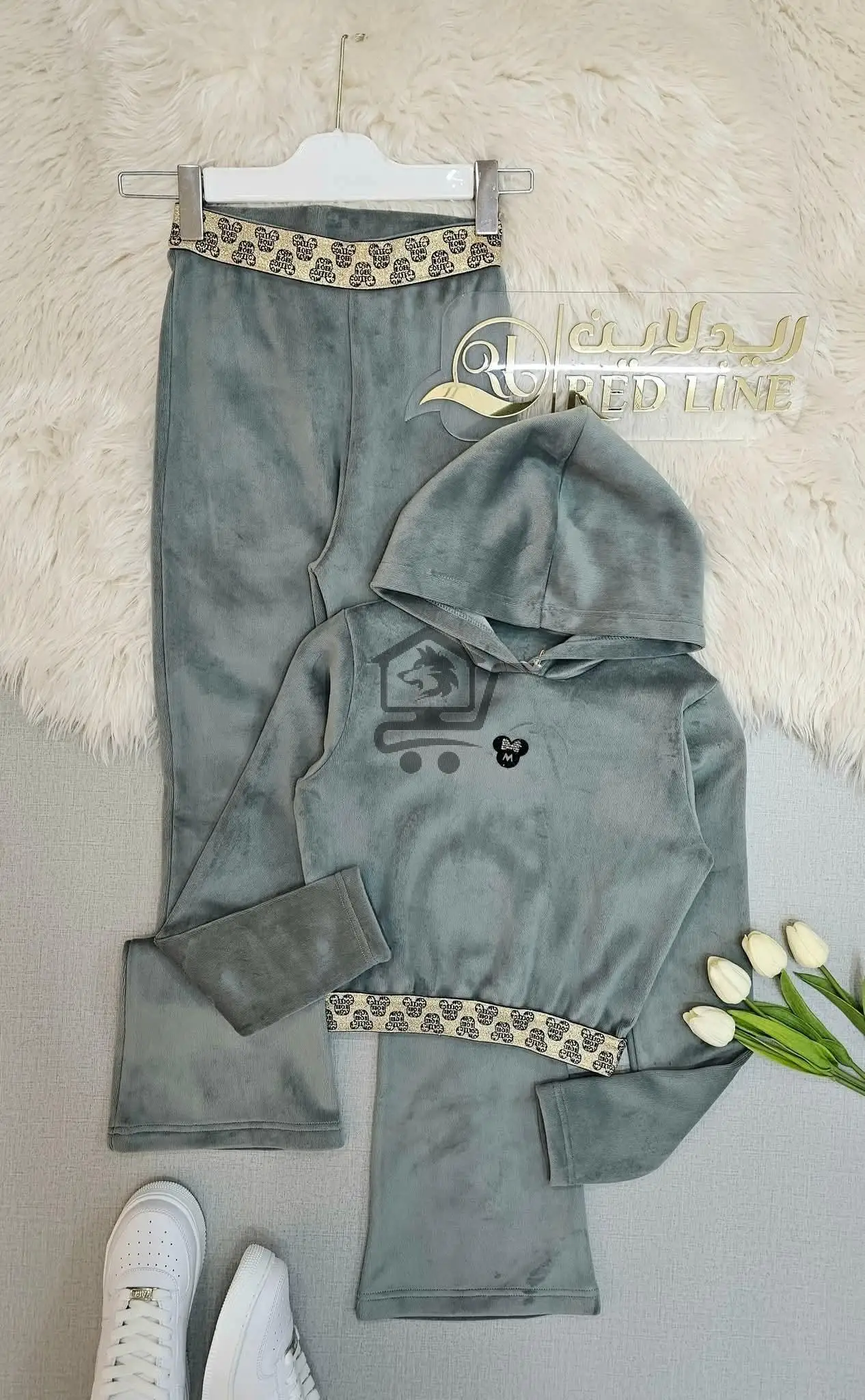 بيجامة مخمل من ريد لاين - الصورة 6