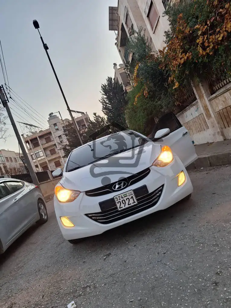 هونداي أفنتي  ٢٠١١ - الصورة 1