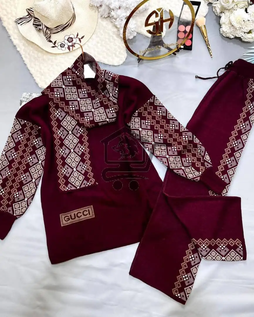 طقم تريكو قماش - الصورة 4