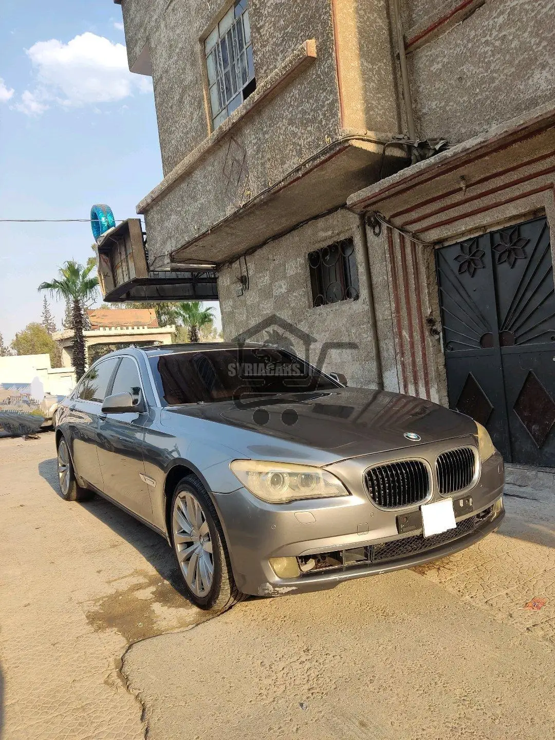 بي ام دابيليو - BMW 740 - الصورة 1