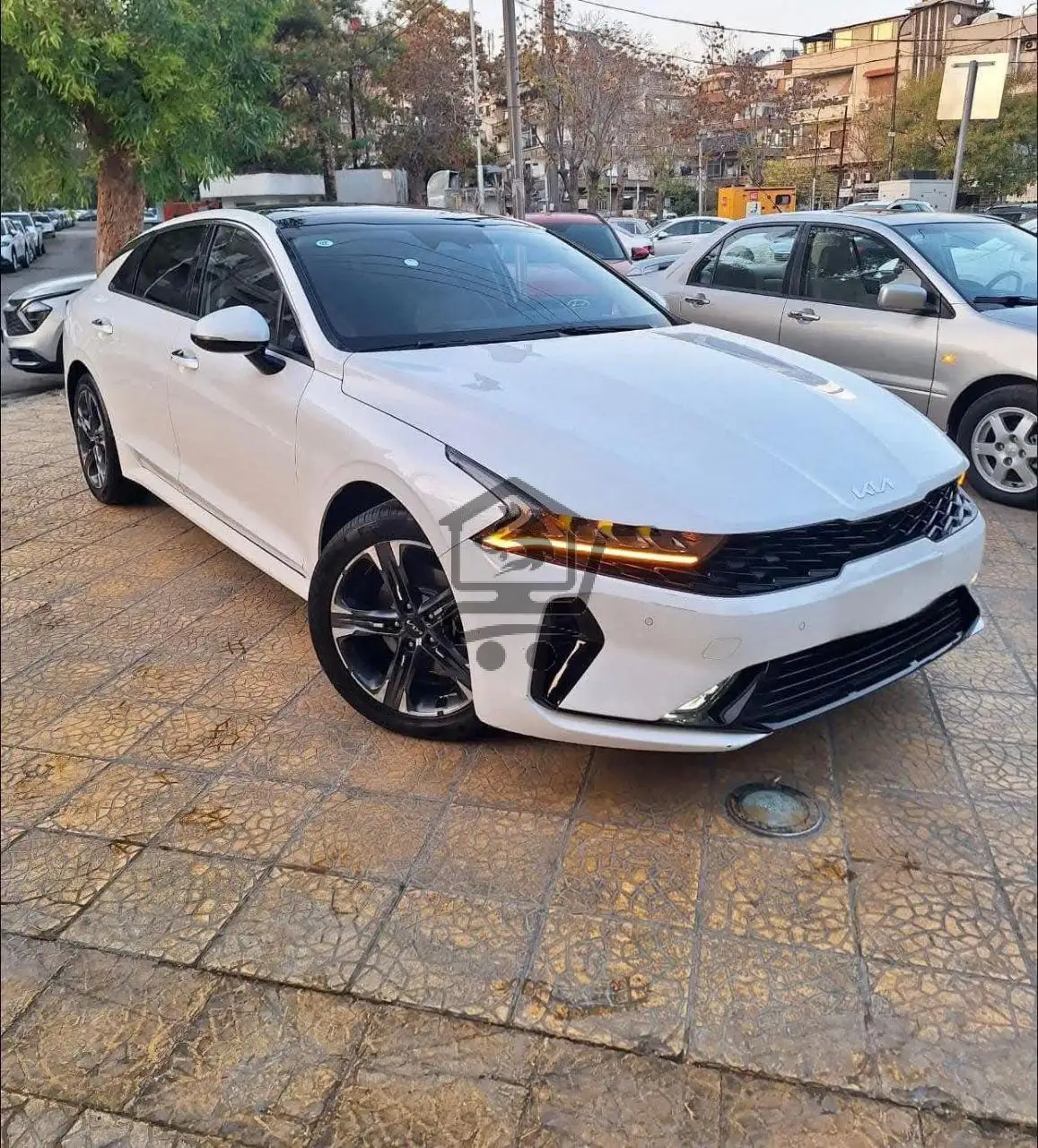 KIA K5 2023 - الصورة 2