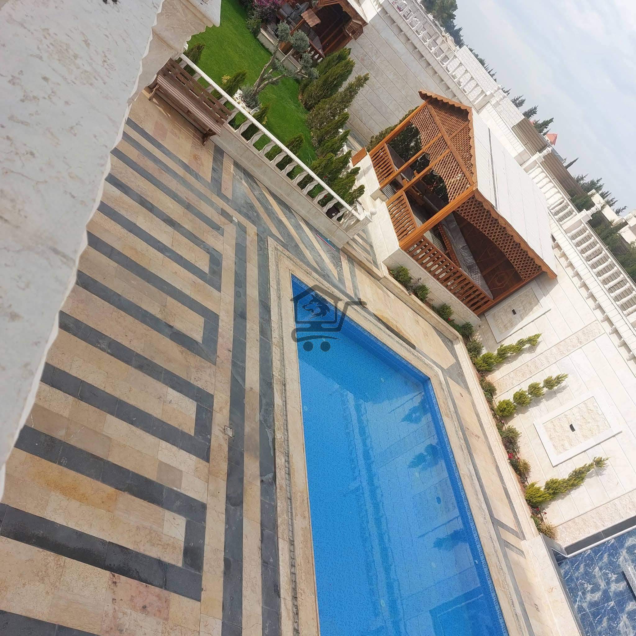 فيلا ملكية مع الفرش - الصورة 4