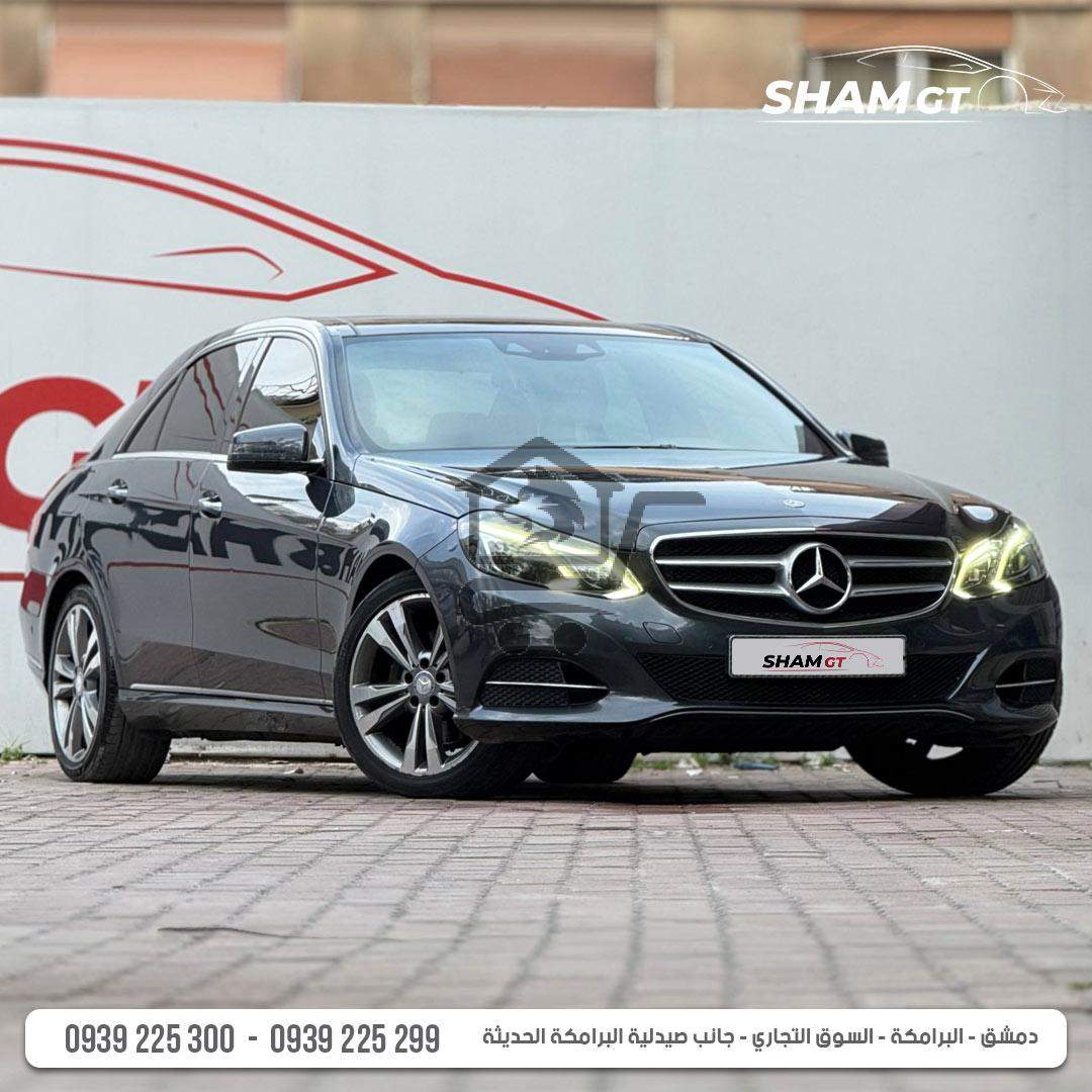Mercedes-Benz E300 - الصورة 1