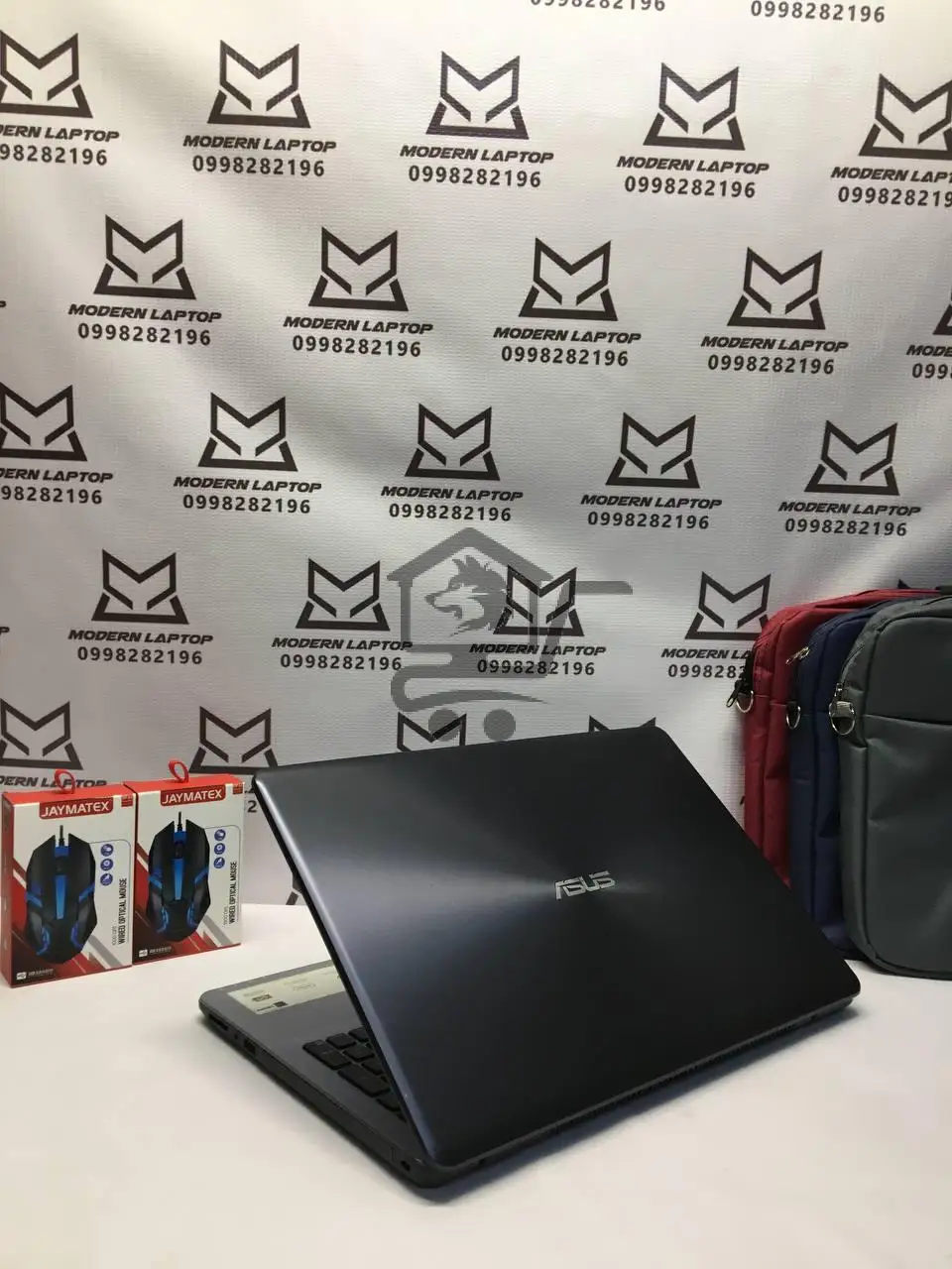 لابتوب ASUS مستعمل بمعالج i5 من الجيل الثامن - الصورة 4