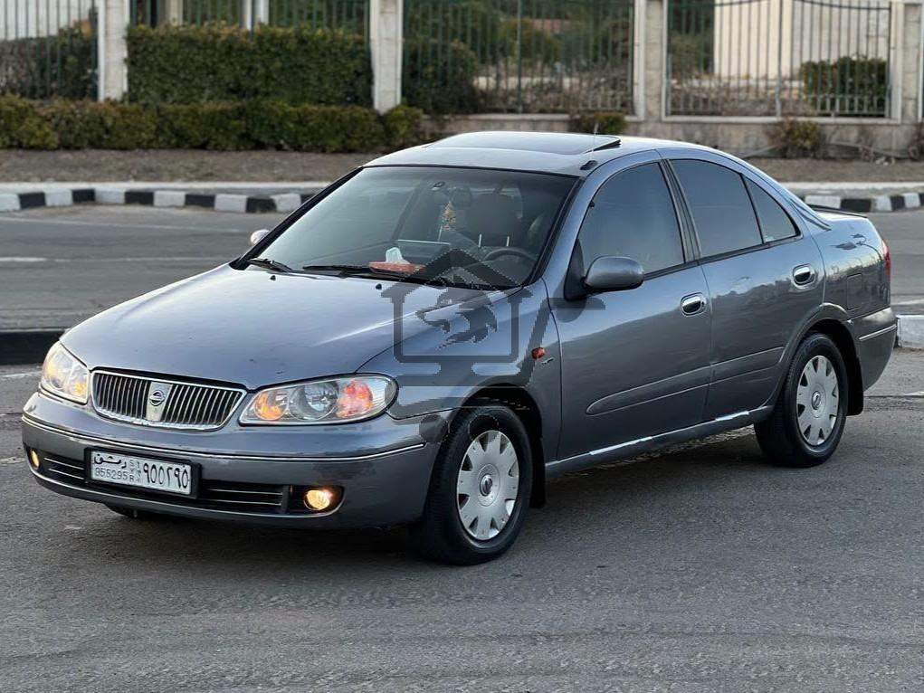 Nissan Sunny 2004 - الصورة 1