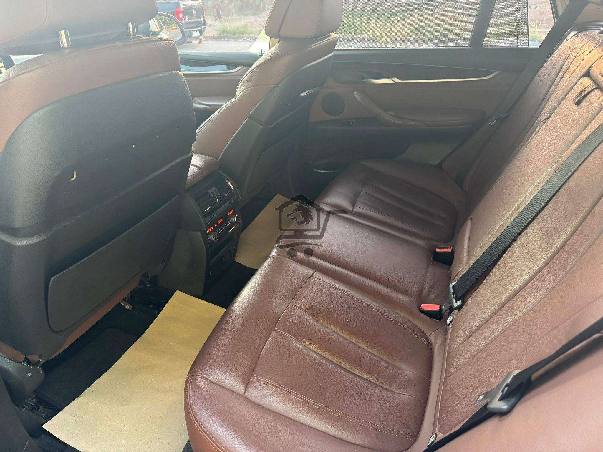 Bmw X5 kit M original - الصورة 2