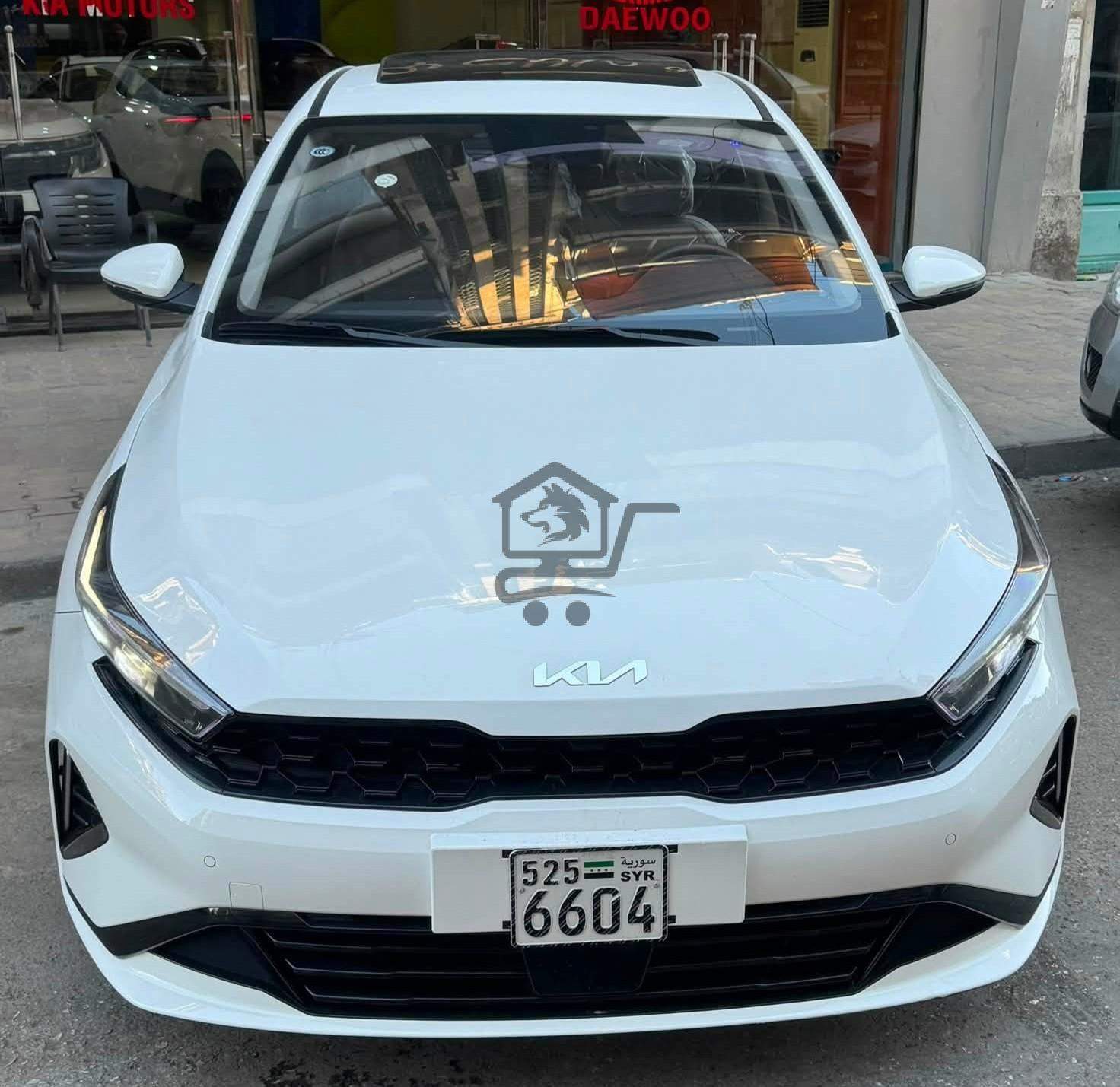 Kia k3 2024 - الصورة 1