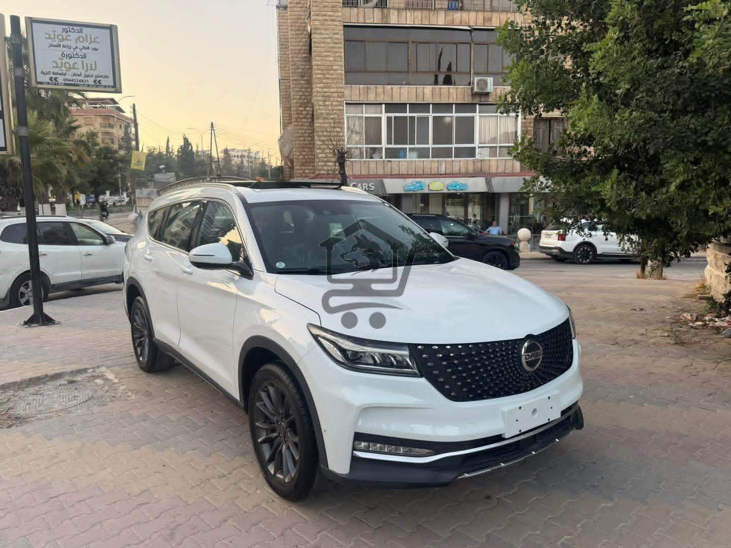 NISSAN DFSK GLORY - الصورة 1