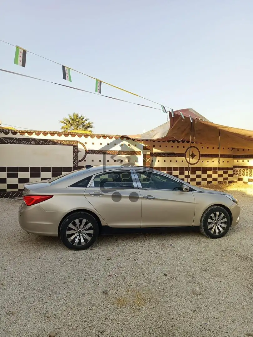 Hyundai Sonata _هيونداي سوناتا - الصورة 7