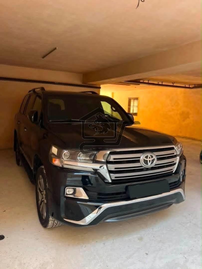TOYOTA LAND CRUISER - الصورة 8
