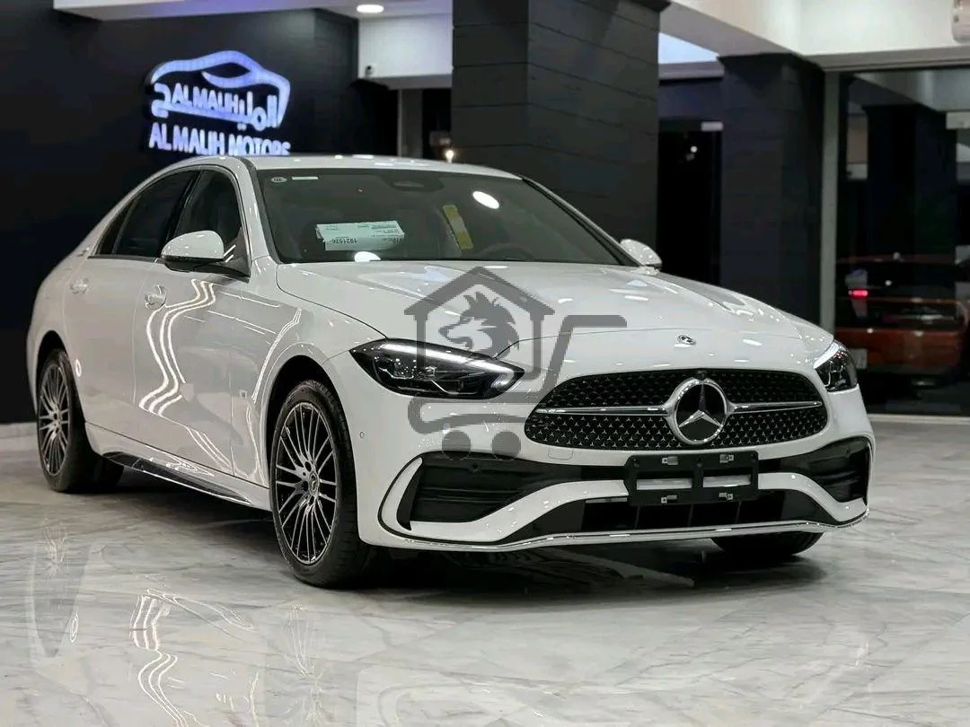 Mercedes C200 L - الصورة 1