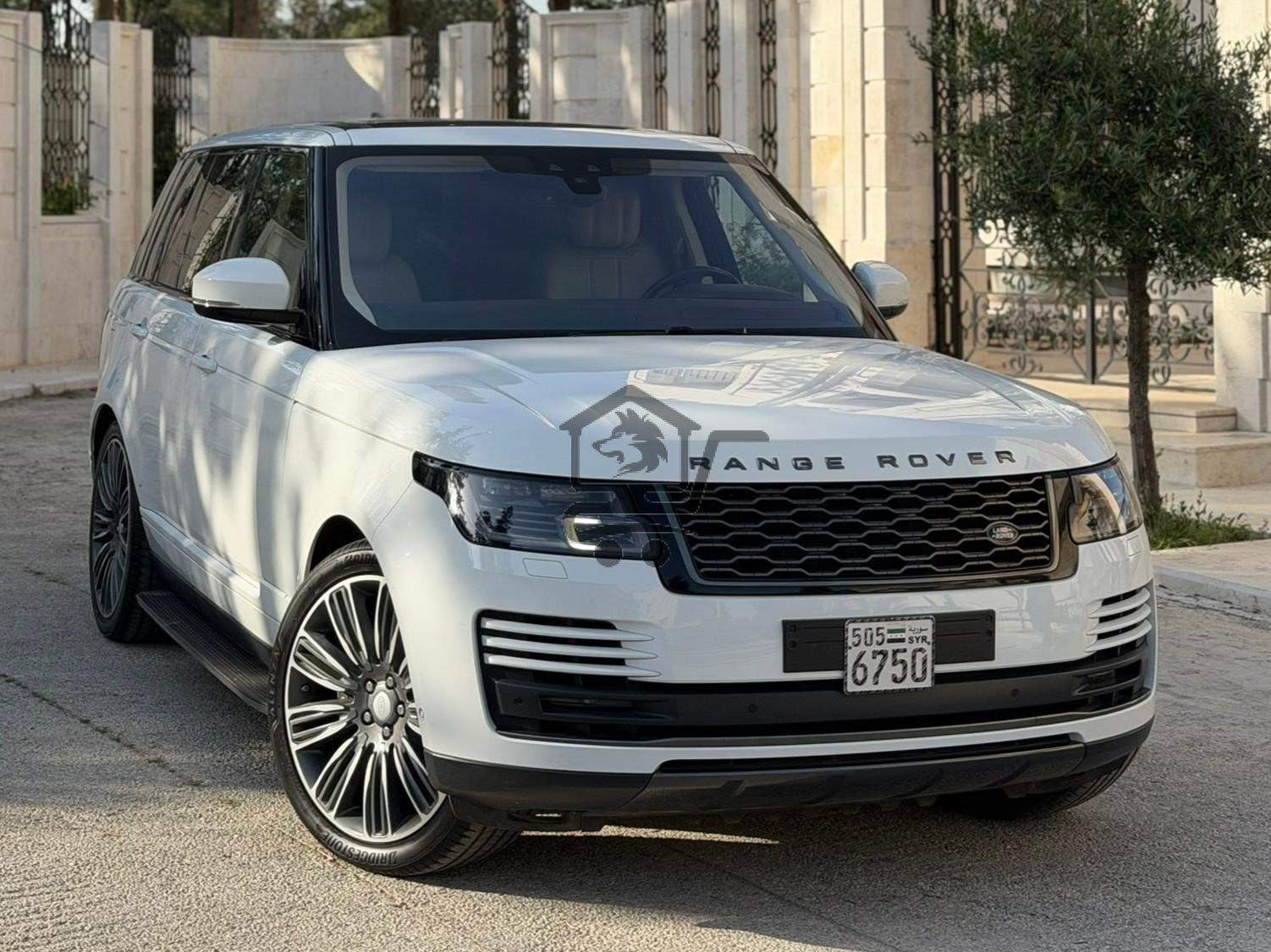 Range Rover Vogue 2019 - الصورة 1