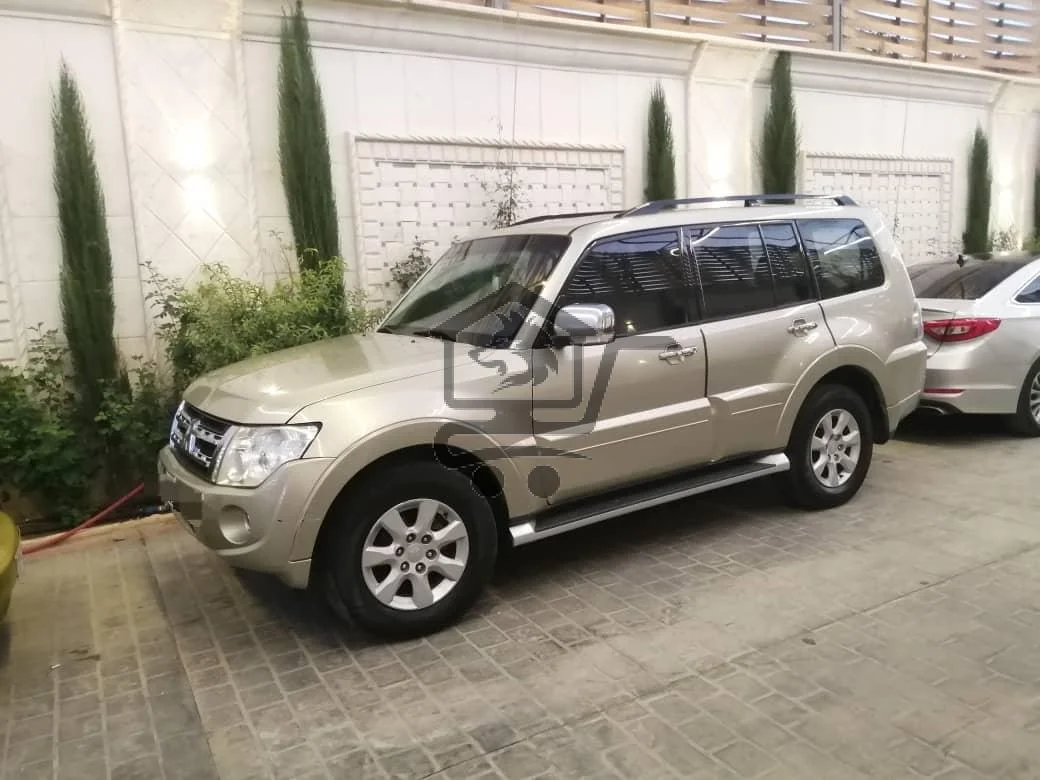 ميتسوبيشي باجيرو