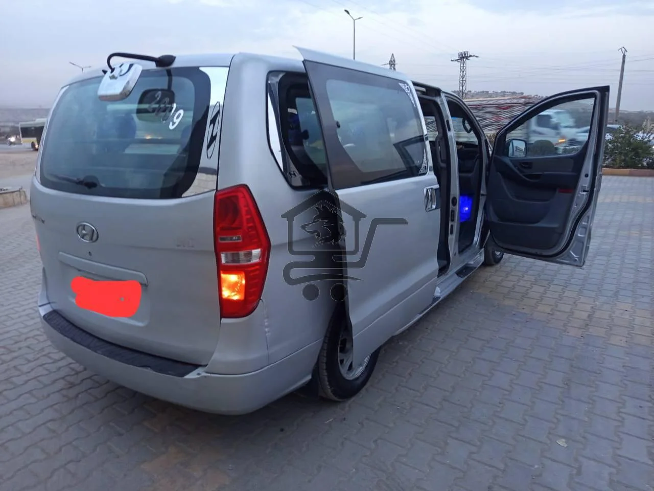 اتش ون موديل 2008 - الصورة 2