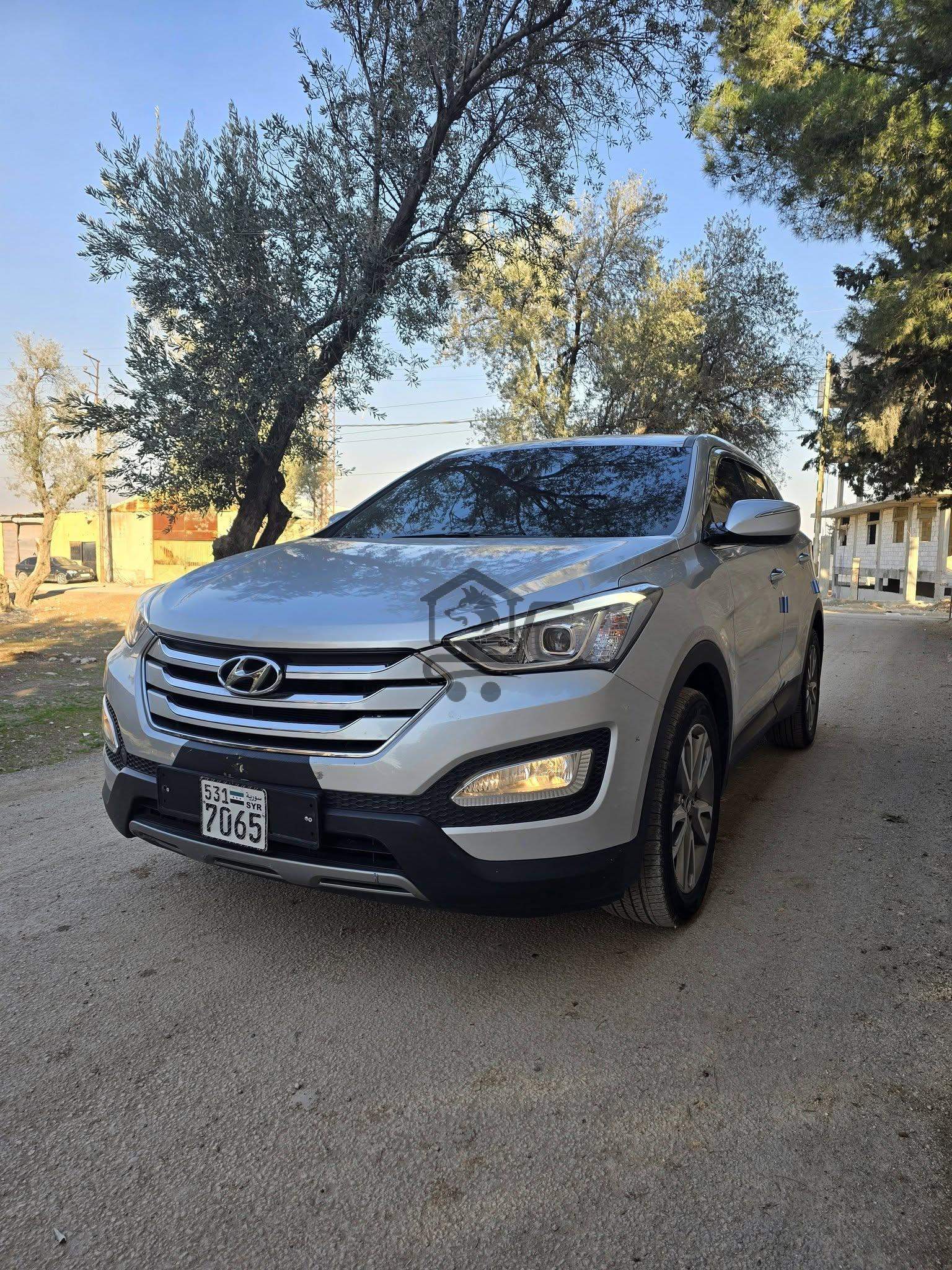 هونداي سنتافيه دي ام 2013 - الصورة 1