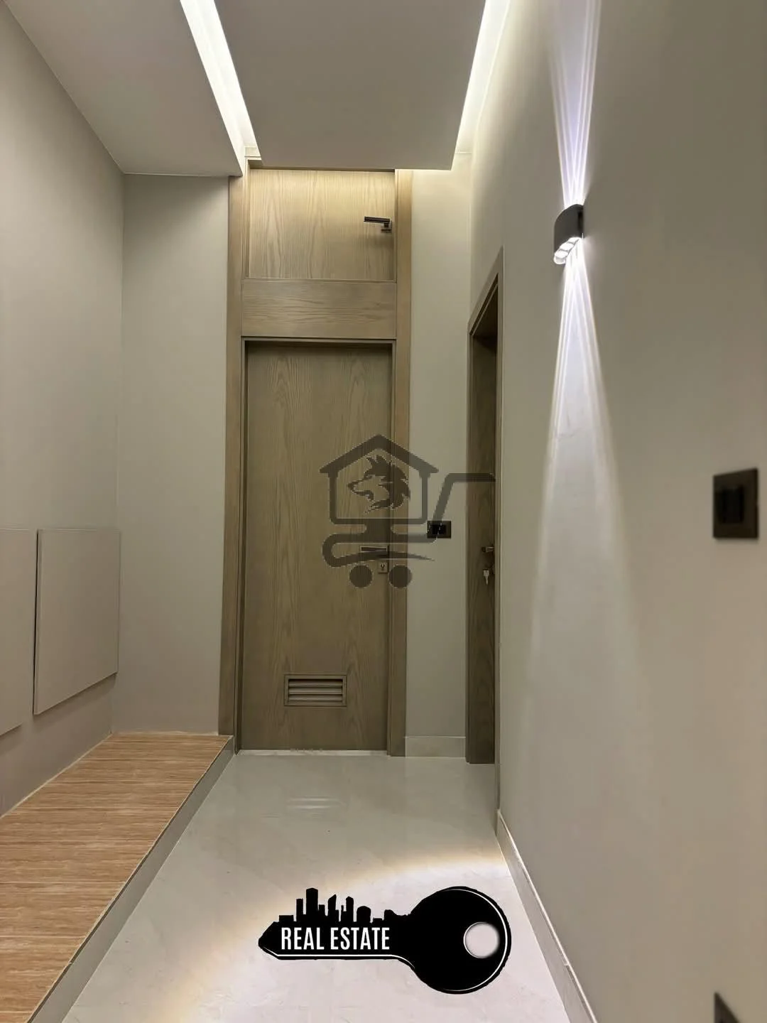 بيت فاخر بموقع هادئ وقريب من الخدمات - الصورة 5