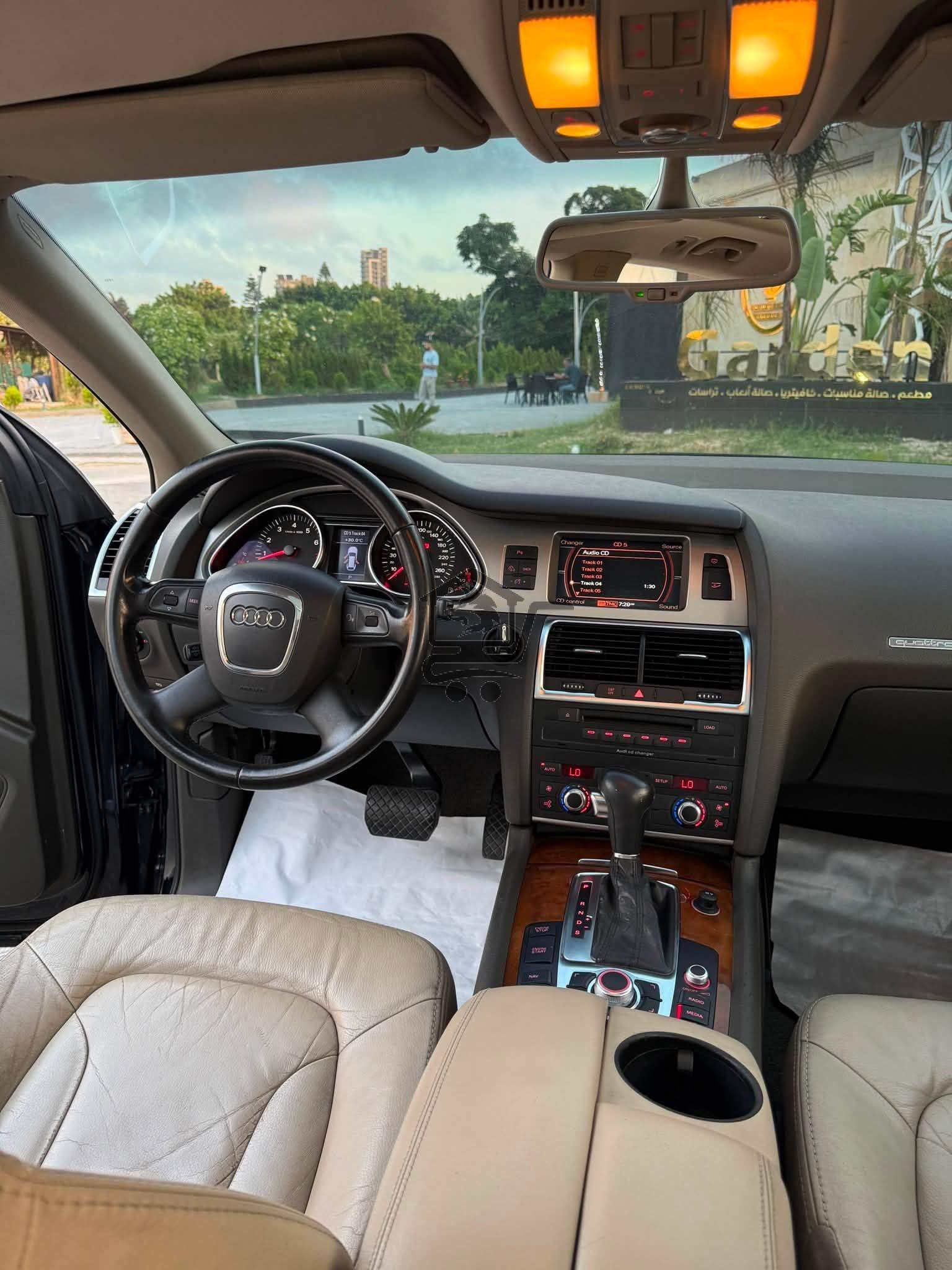Audi Q7 2009 - الصورة 8