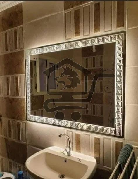 مرايا مضيئة - الصورة 3