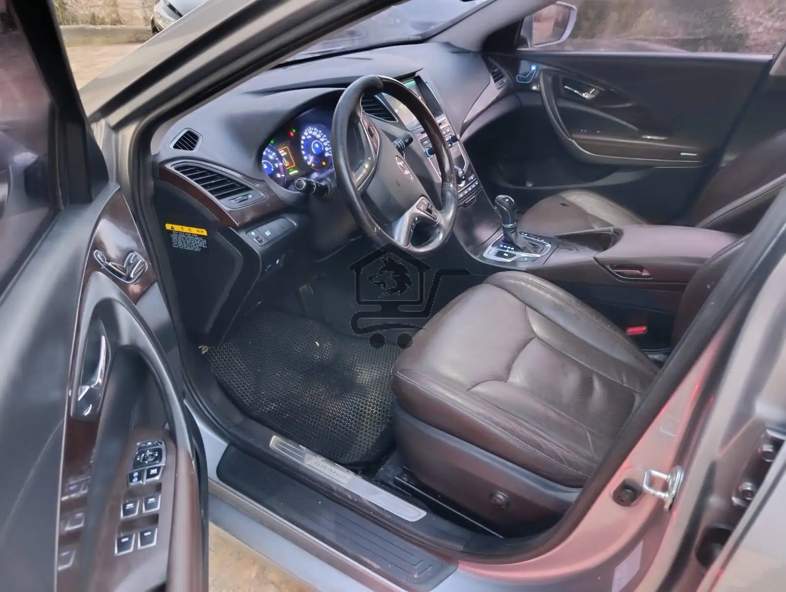 ازيرا بانزين 2015 - الصورة 8