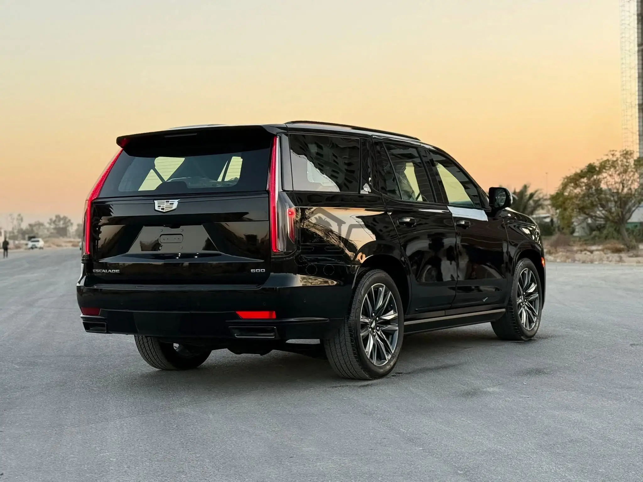 Cadillas Escalade - الصورة 9