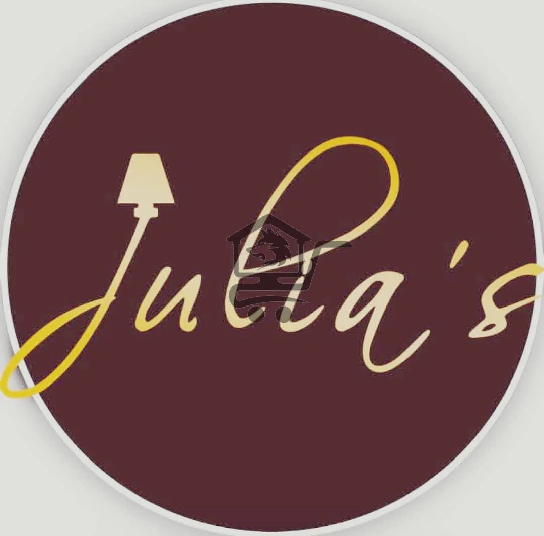 مطعم Julia's - الصورة 1