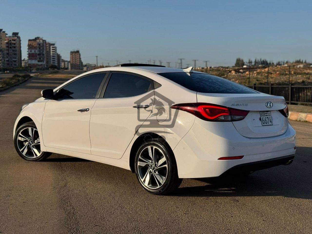 Hyundai Avante 2014 - الصورة 2