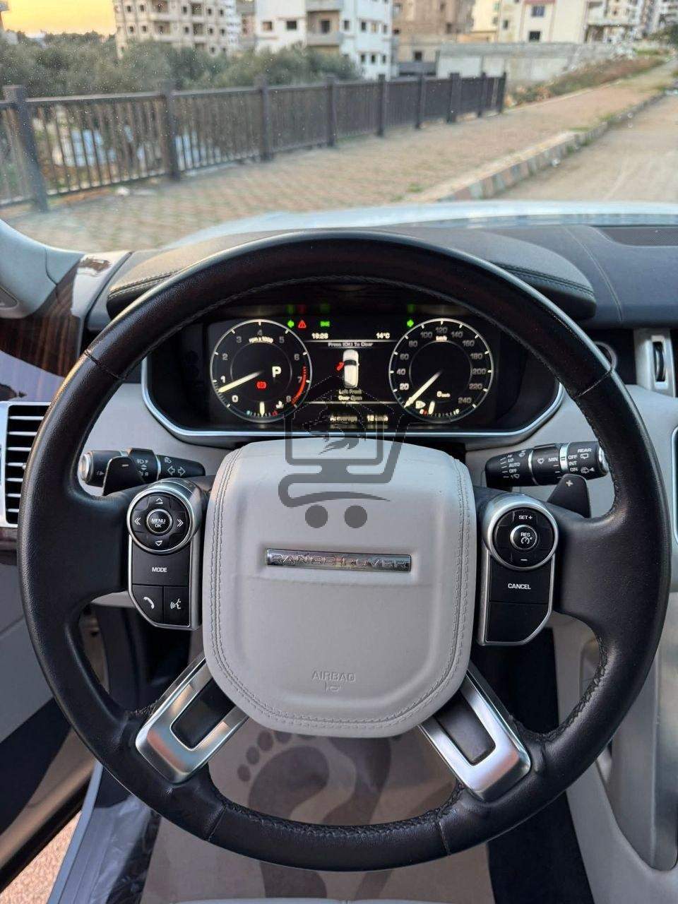 Range Rover Vogue HSE - الصورة 7