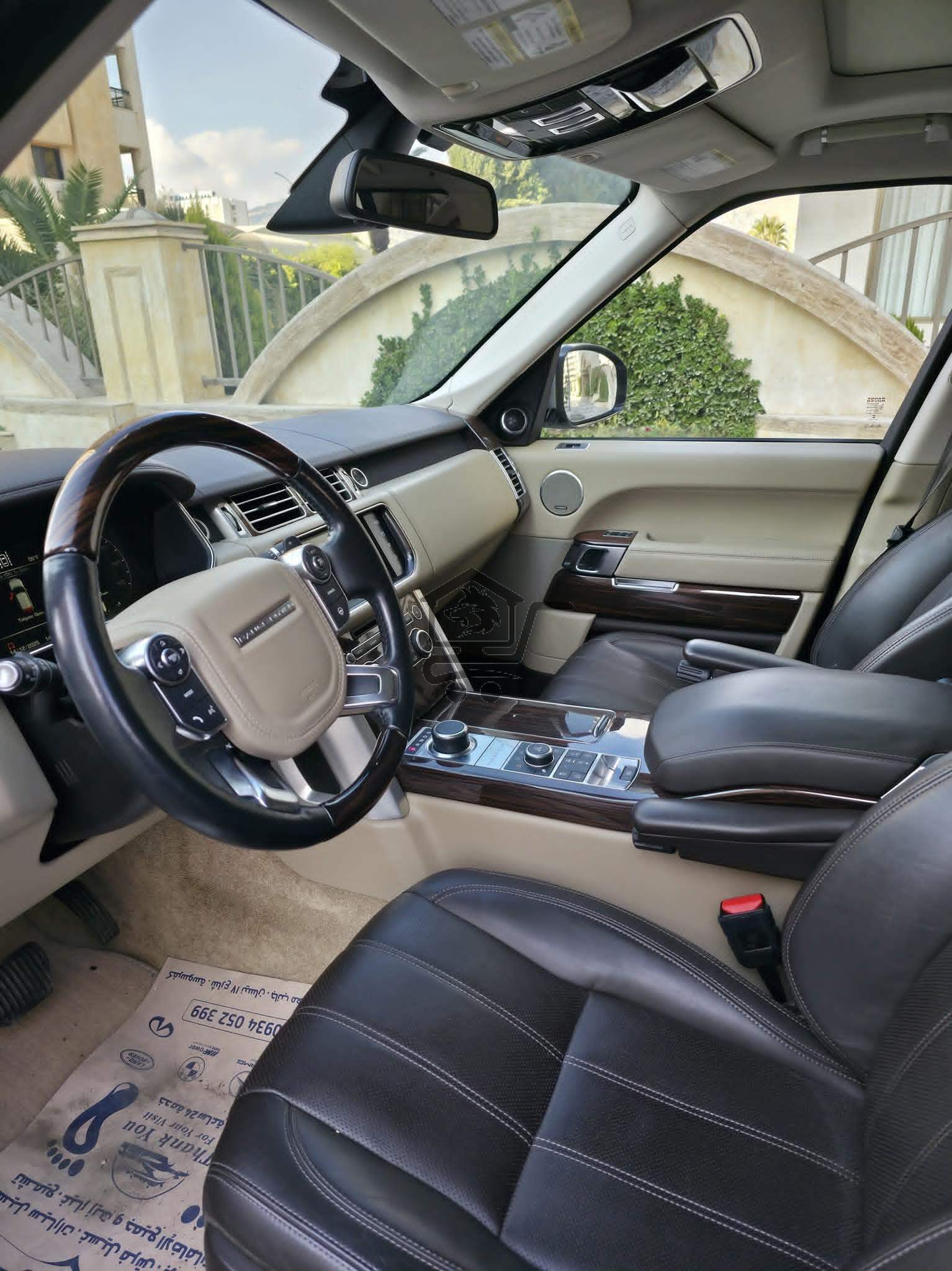 Range Rover Vogue - الصورة 4