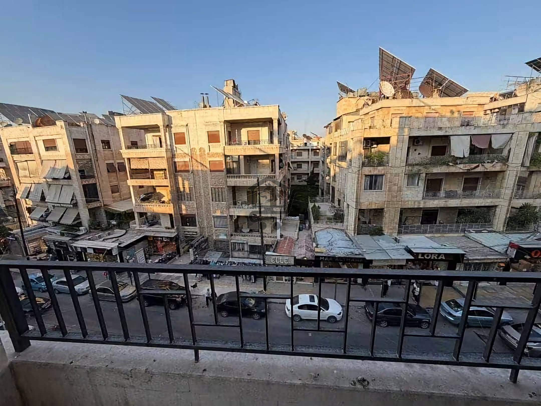 منزل فاخر - الصورة 8
