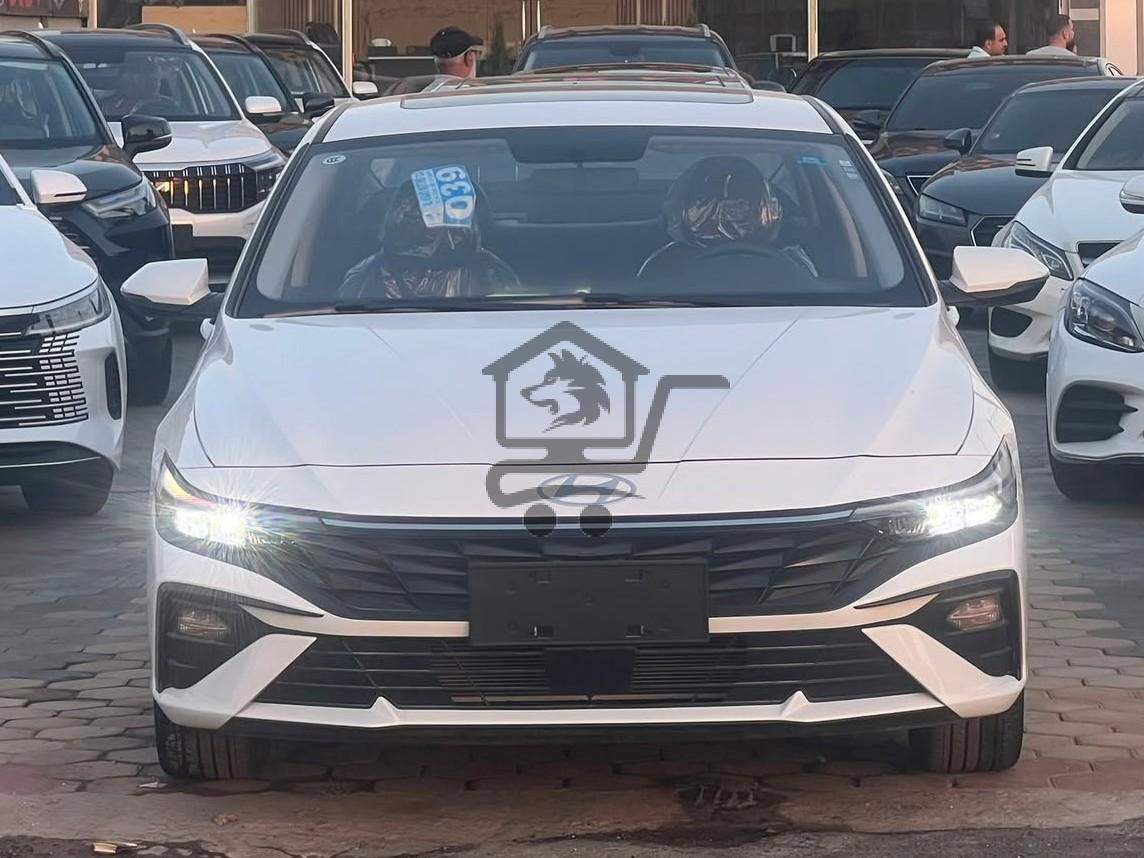Hyundai Elantra 2025 - الصورة 3