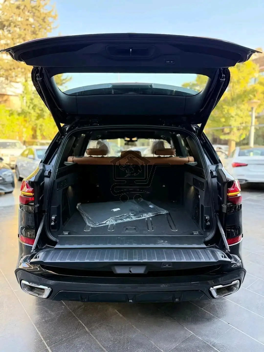 BMW  X5  M - الصورة 5