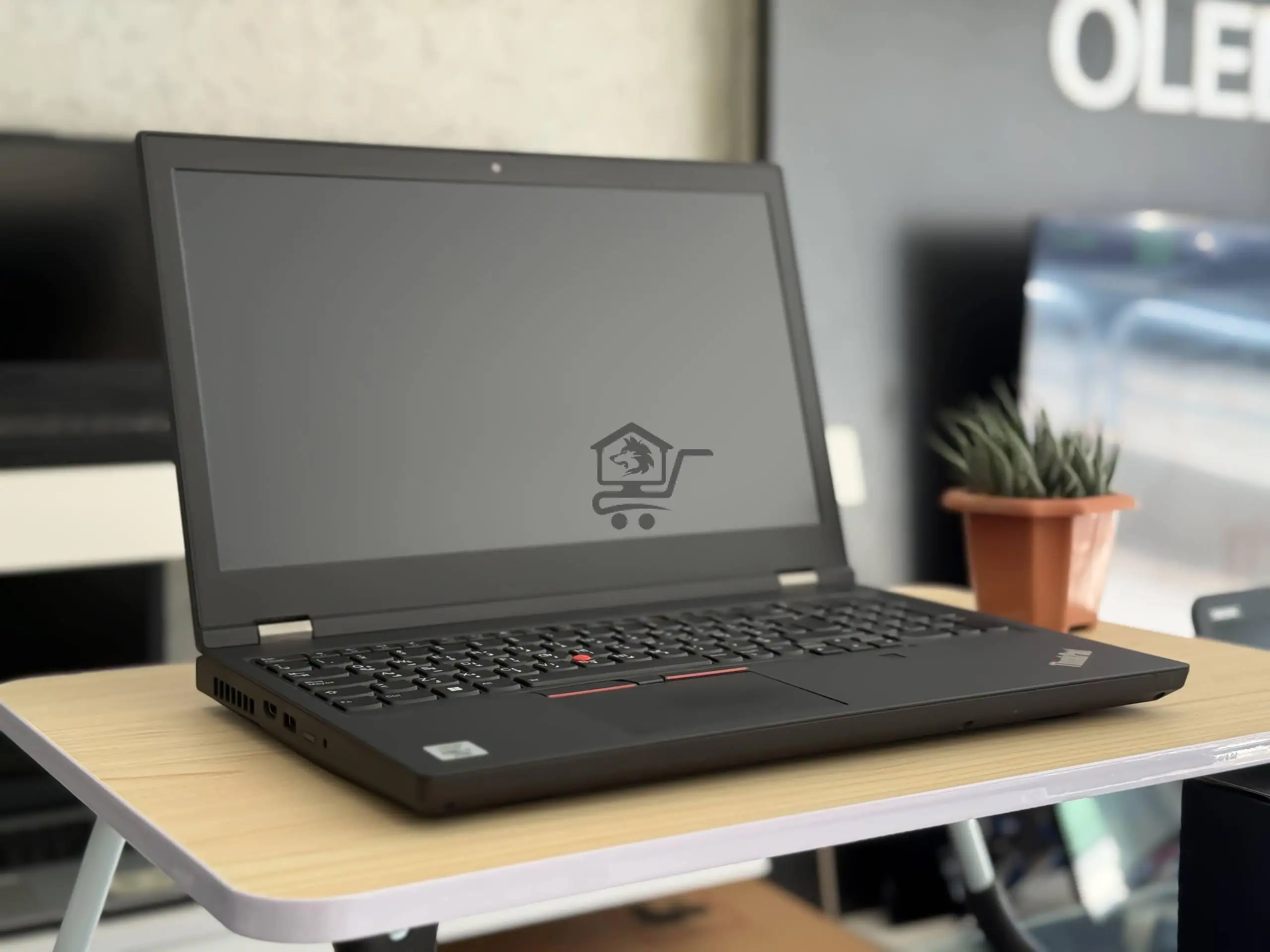 . جهاز لينوفو هندسي بحالة الوكالة