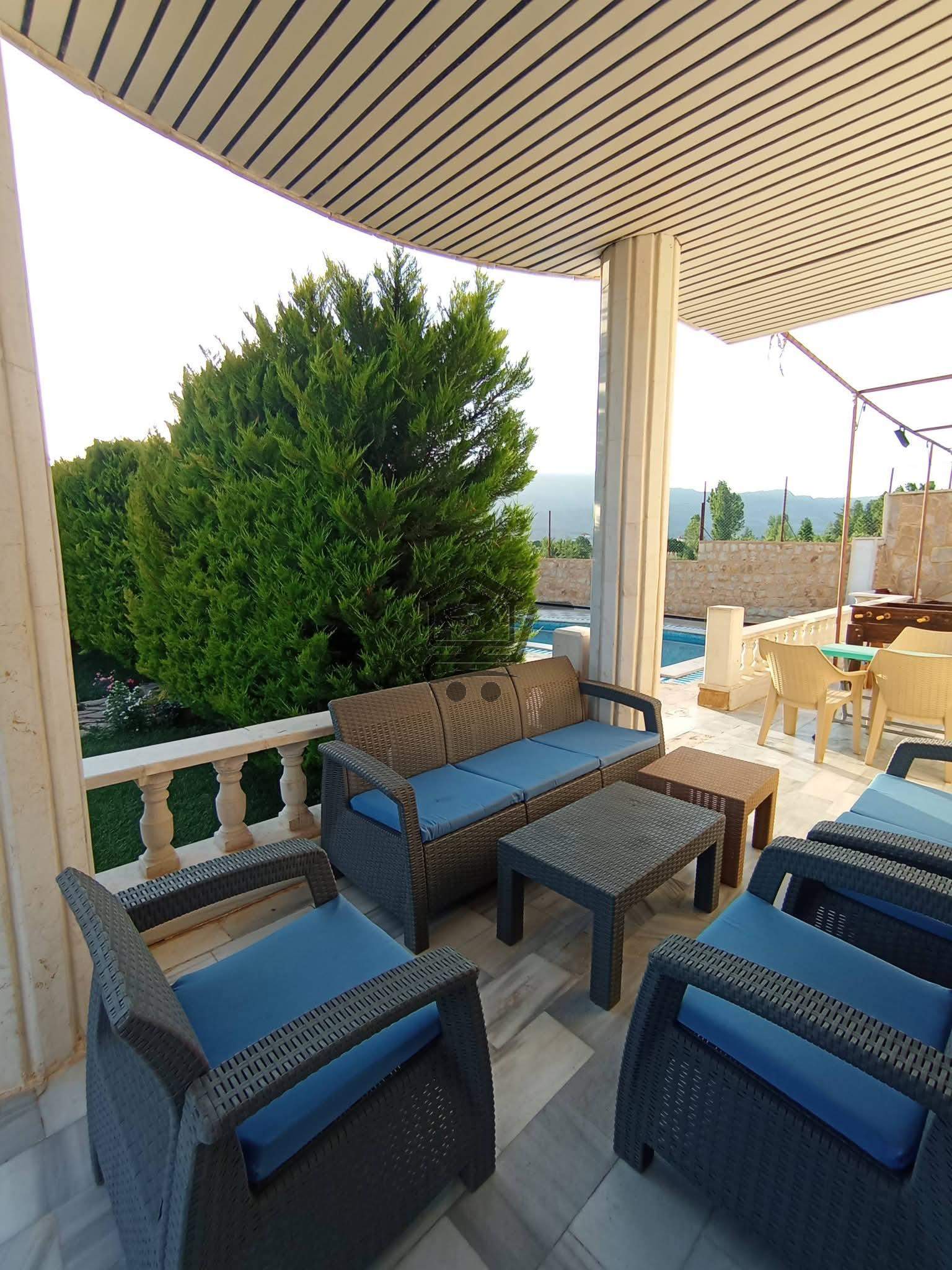 مزرعة بتصميم عصري - الصورة 5