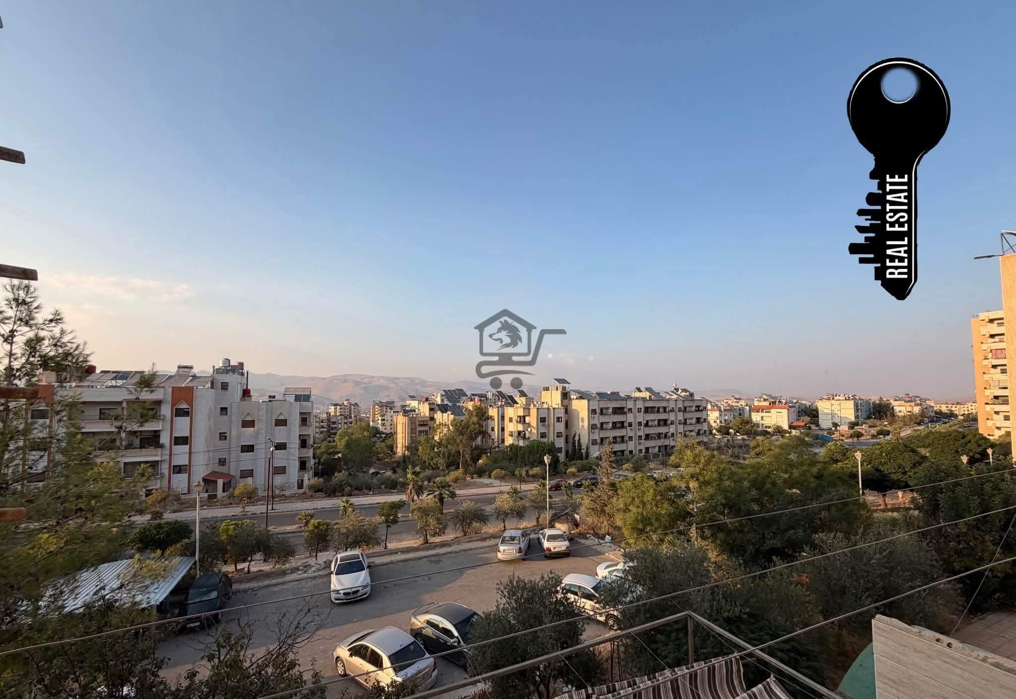 منزل للبيع باطلالة جميلة - الصورة 3