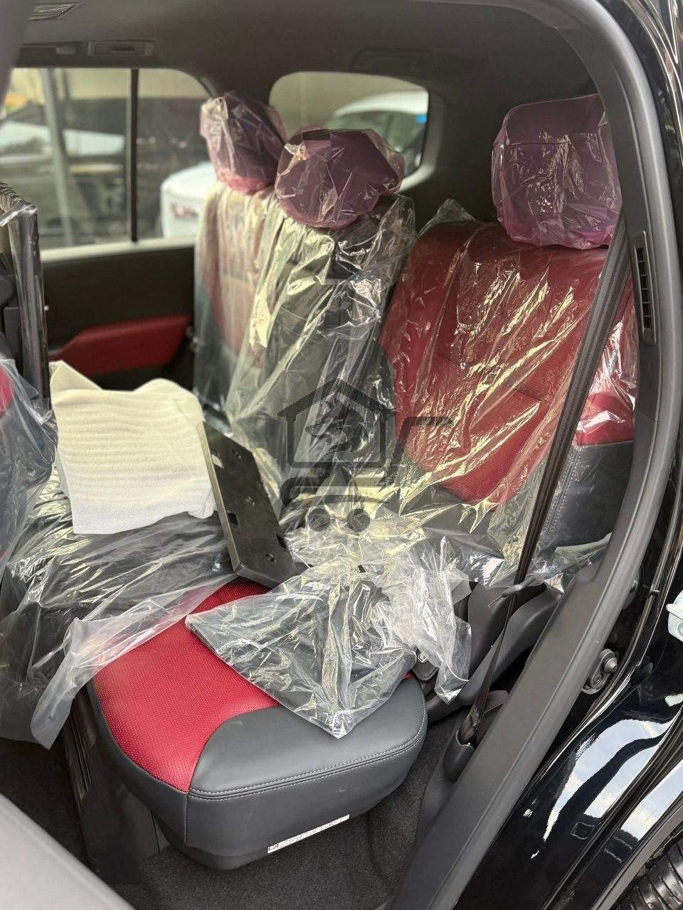 Toyota Land Cruiser VXR - الصورة 10