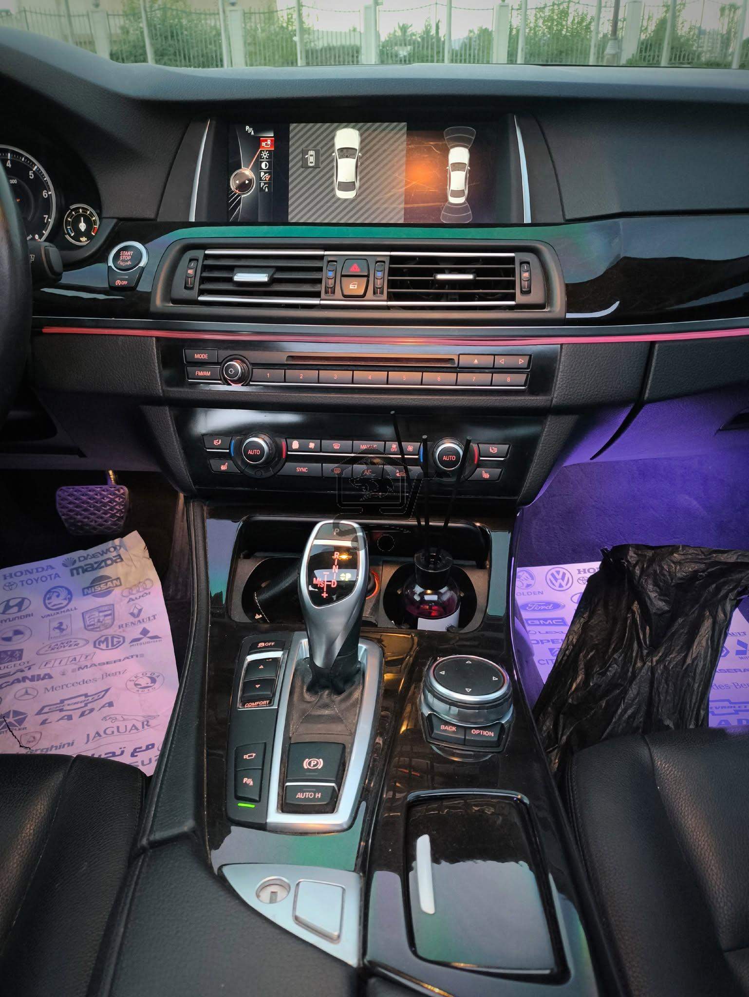 BMW 528i 2015 - الصورة 9