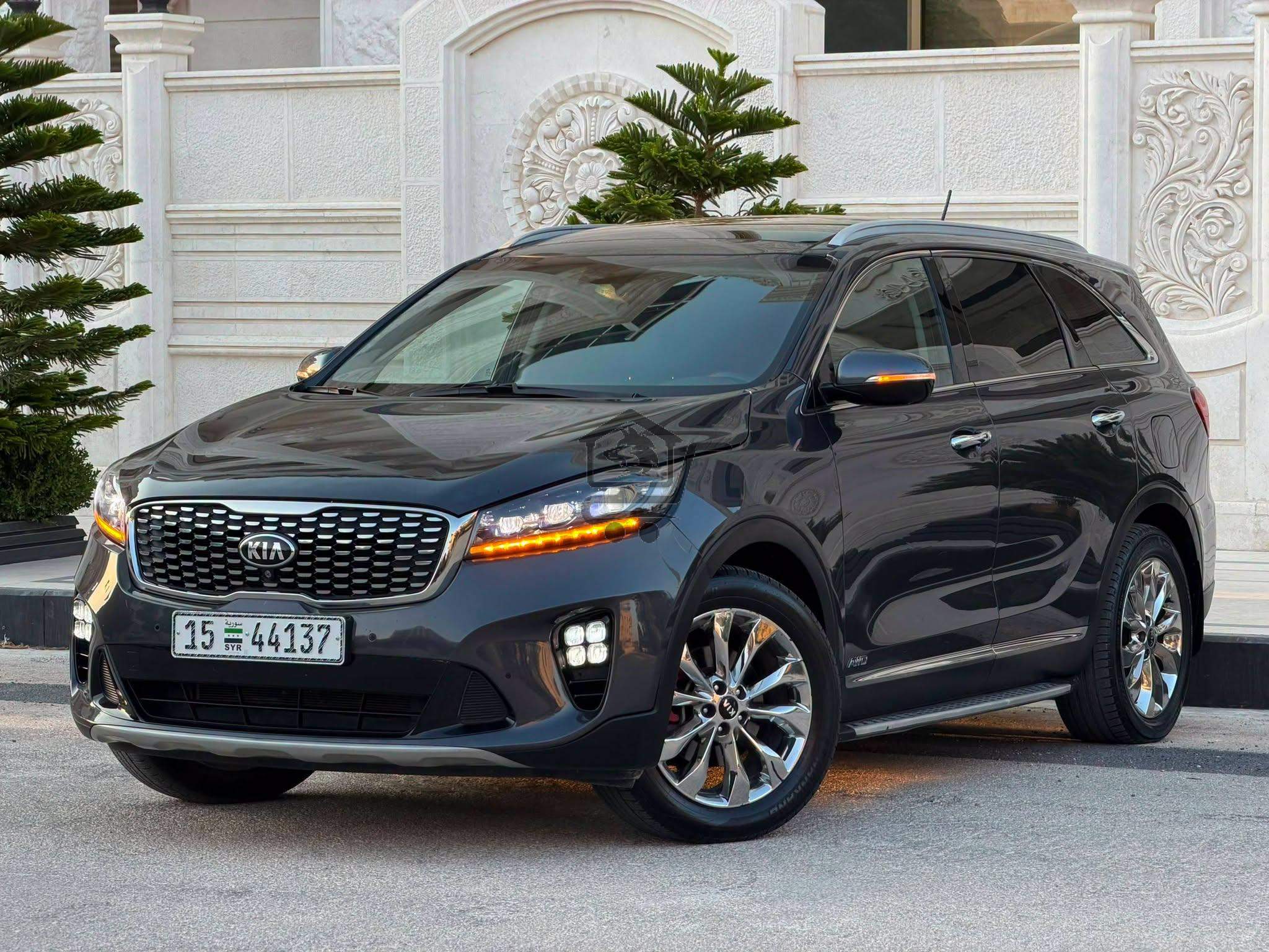 Kia Sorento GT-Line - الصورة 1