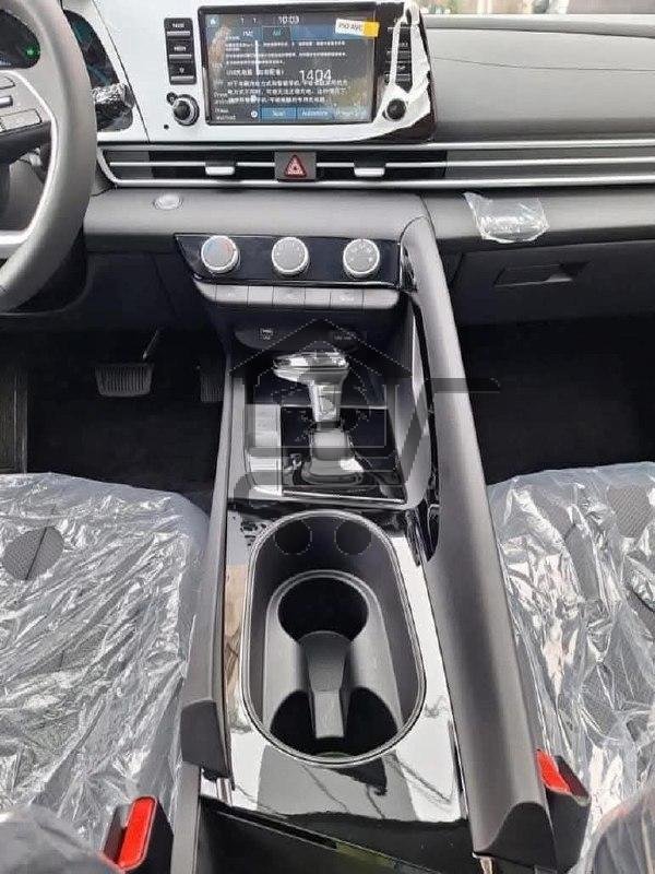 Hyundai Elantra 2025 - الصورة 8