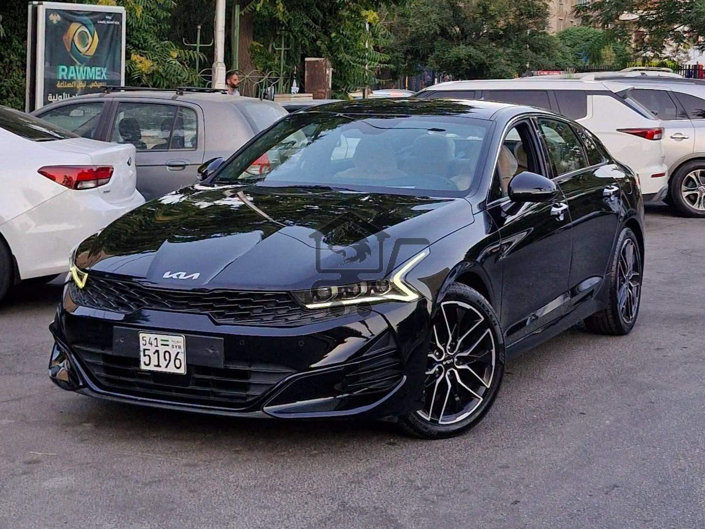 Kia K5 2023 - الصورة 1